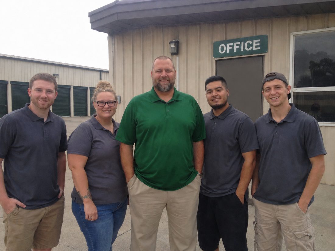 Pest control professionals in Edmond, OK